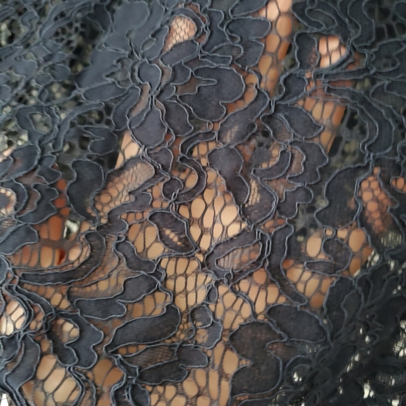 DYNAMITE | New Lace Pattern Top - Picture 2 of 3